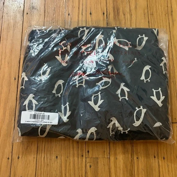 Hanna Andersson* HannaSoft* Long PJ Set* Black and White Penguin Pajamas* MENS - Picture 3 of 5
